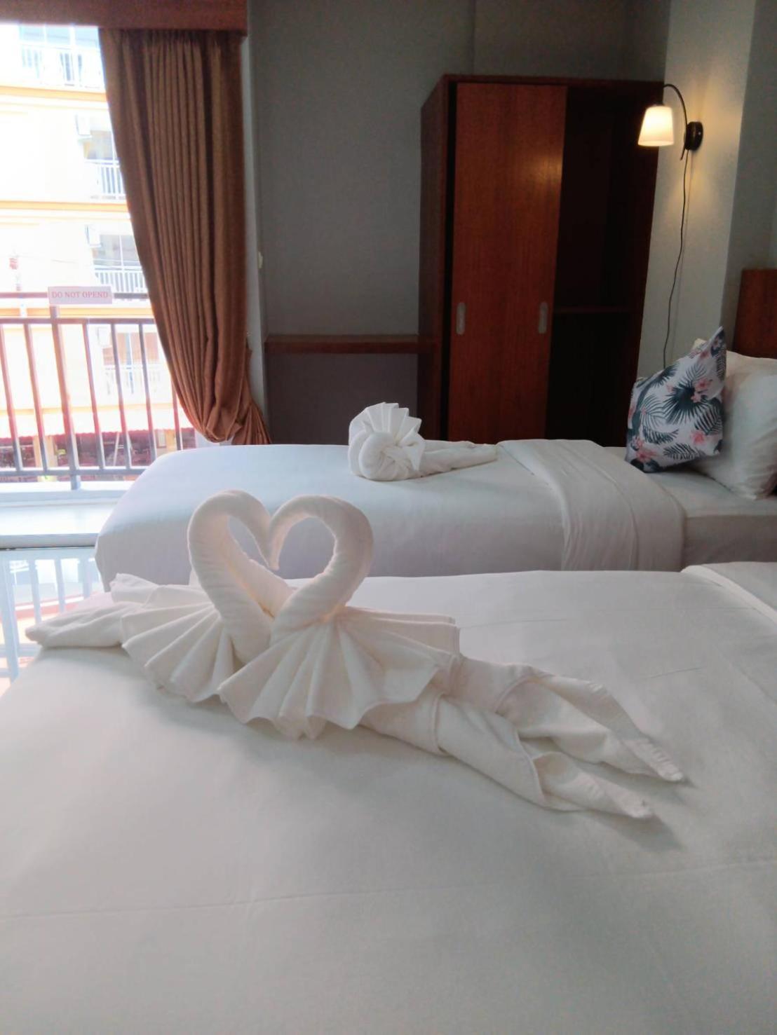 Hotel The Brown Boutique Patong Habitación foto