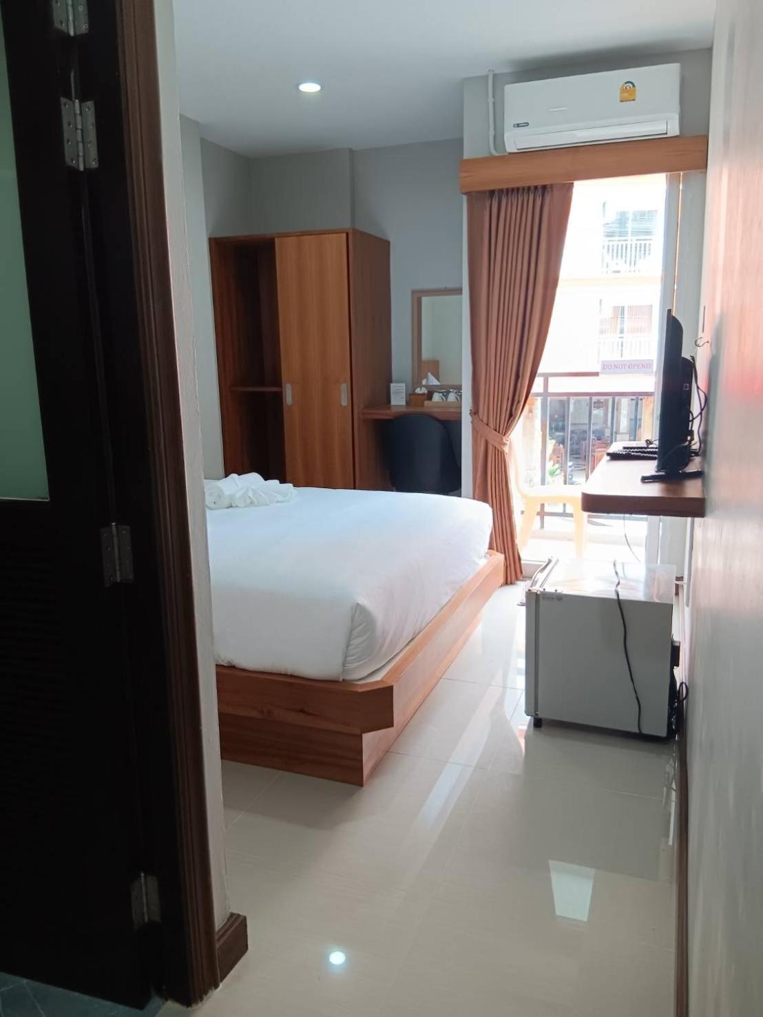 Hotel The Brown Boutique Patong Exterior foto